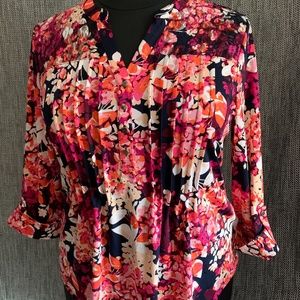 Cocomo XL Floral knit Blouse